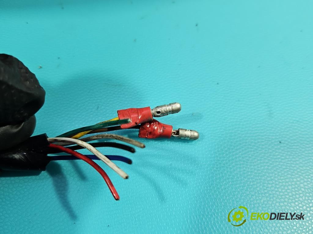 Fiat Ducato III 2006-2014 2.2 jtd 101 hp manual 74 kW 2198 cm3 5- zpětné zrcátko pravé  (Klika dveří ostatní)