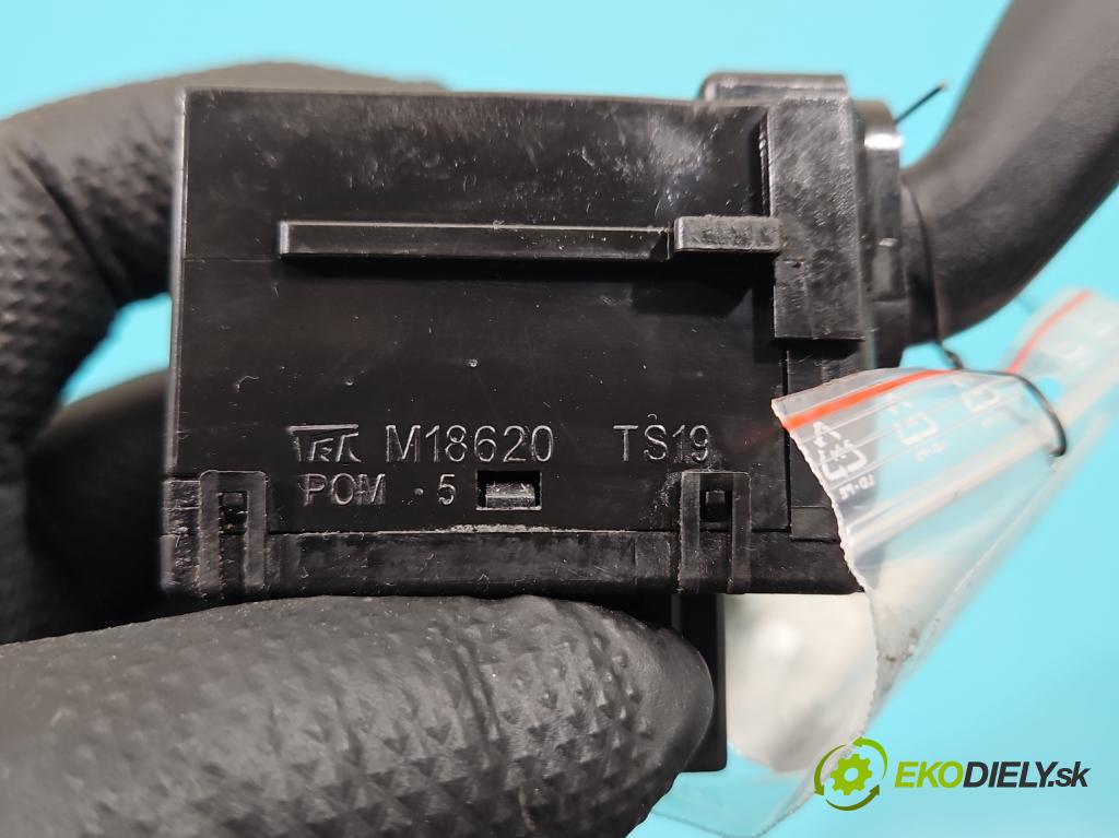 Honda Fr-v 1.7 16V 125 HP manual 92 kW 1668 cm3 5- prepínač smeroviek M18620 (Prepínacie páčky pod volantom)