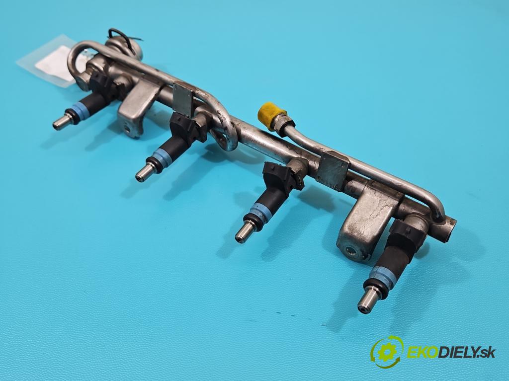 Audi A4 B6 2000-2004 2.0 20V 131 HP manual 96 kW 1984 cm3 4- vstrek 06B133551K (Vstrekovač paliva)