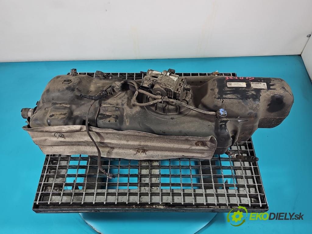 Vw Crafter 2006-2016 2.5 tdi 136 HP manual 100 kW 2461 cm3 5- Nádrž: AdBlue: 0444050032