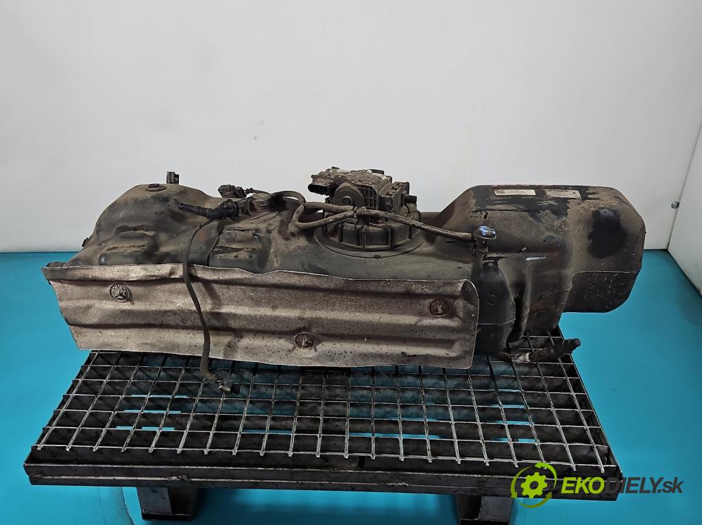 Vw Crafter 2006-2016 2.5 tdi 136 HP manual 100 kW 2461 cm3 5- Nádrž: AdBlue: 0444050032