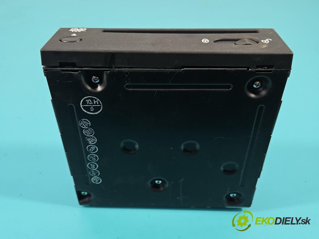 Volvo S80 II 2006-2016 2.4 D5 185 hp automatic 136 kW 2400 cm3 4- Měnič: cd 30775669AA (CD měnič)