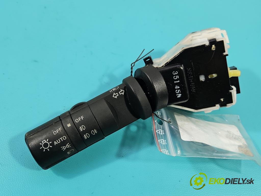 Nissan Qashqai I J10 2006-2013 1.6 dci 131 HP manual 96 kW 1598 cm3 5- prepínač smeroviek  (Prepínacie páčky pod volantom)