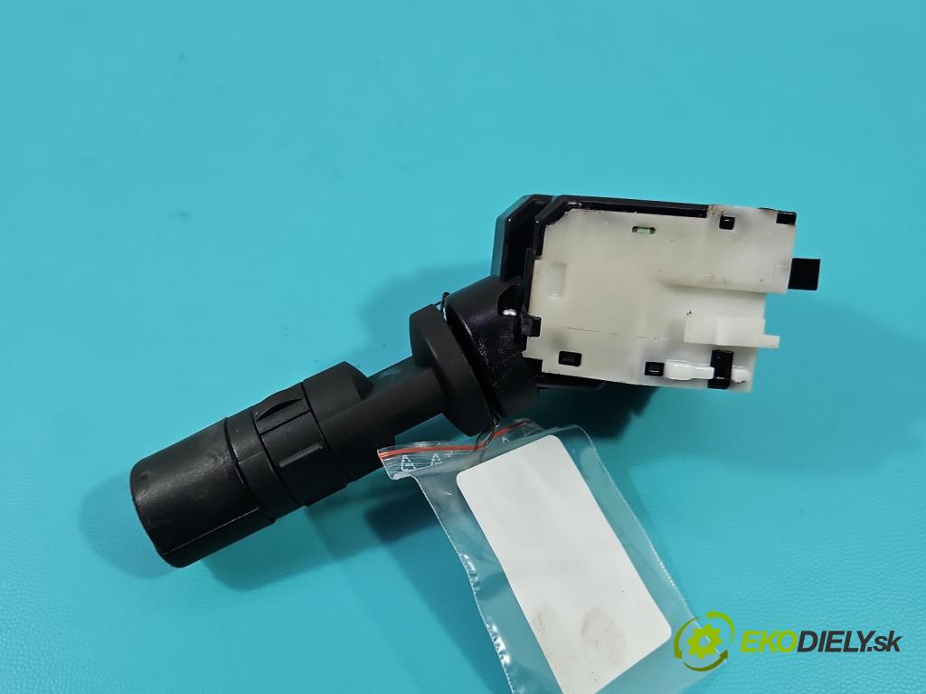 Nissan Qashqai I J10 2006-2013 1.6 dci 131 HP manual 96 kW 1598 cm3 5- prepínač stieračov  (Prepínacie páčky pod volantom)