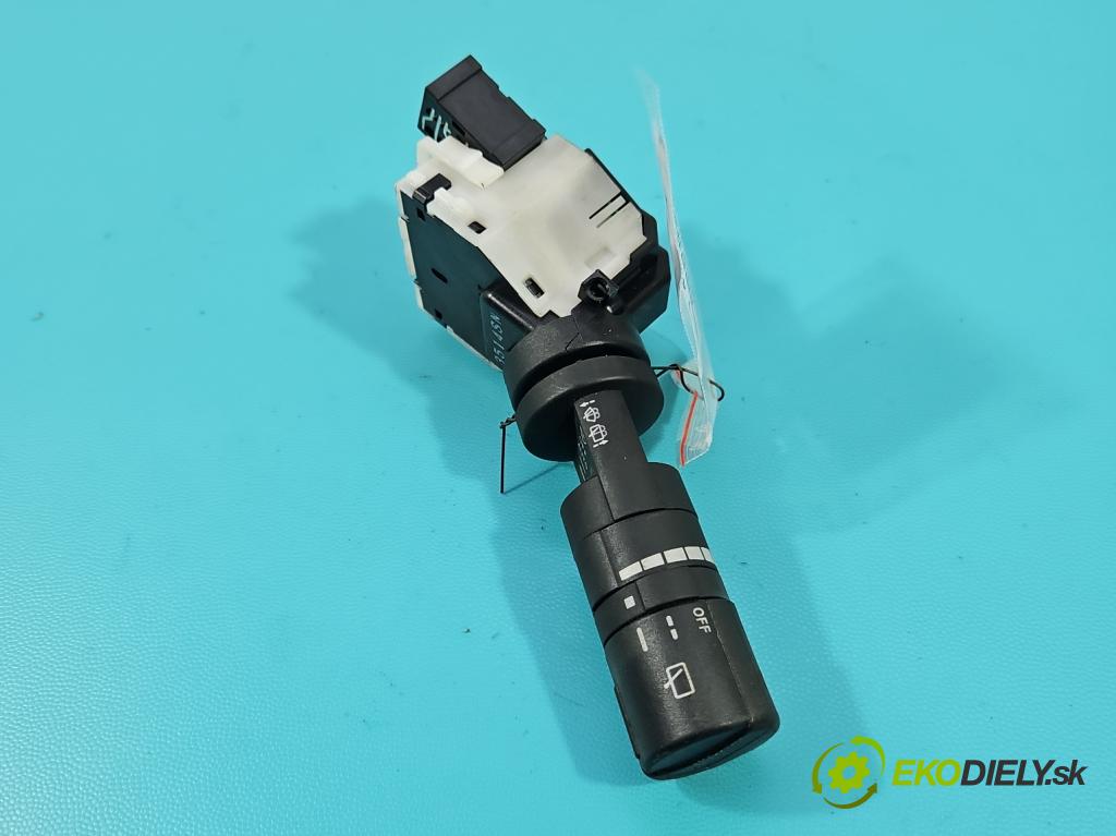 Nissan Qashqai I J10 2006-2013 1.6 dci 131 HP manual 96 kW 1598 cm3 5- prepínač stieračov  (Prepínacie páčky pod volantom)