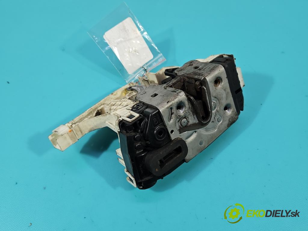 Vw Crafter 2006-2016 2.5 tdi 136 HP manual 100 kW 2461 cm3 5- zámok zadné pravý A9067304335
