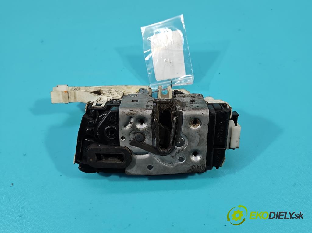 Vw Crafter 2006-2016 2.5 tdi 136 HP manual 100 kW 2461 cm3 5- zámok zadné pravý A9067304335