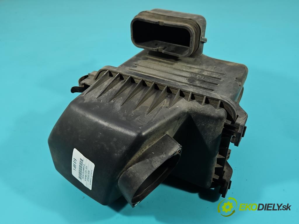 Kia Sportage III 2010-2015 2.0 crdi 136 HP manual 100 kW 1995 cm3 5- obal filtra vzduchu 28110-2S000 (Obal vzduchového filtra)