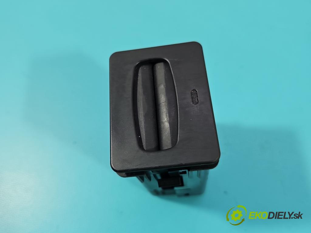 Kia Sportage III 2010-2015 2.0 crdi 136 HP manual 100 kW 1995 cm3 5- Spínačka 95490-3W000 (Spínacia skrinka)