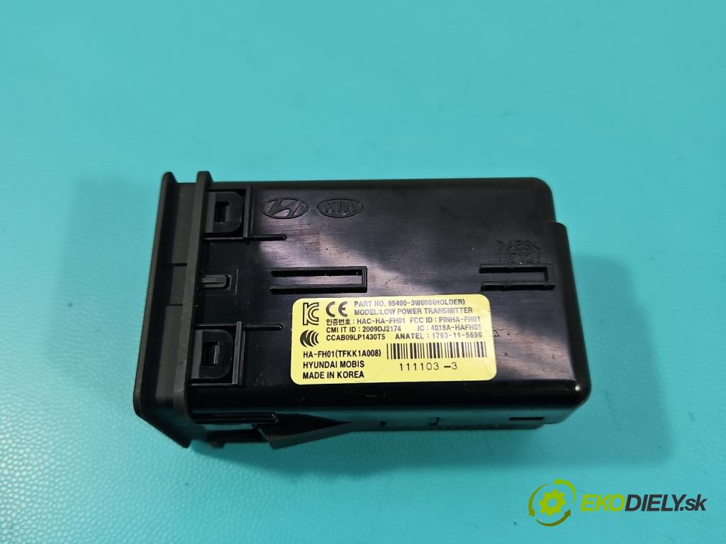 Kia Sportage III 2010-2015 2.0 crdi 136 HP manual 100 kW 1995 cm3 5- Spínačka 95490-3W000 (Spínacia skrinka)