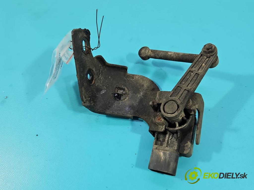 Kia Sportage III 2010-2015 2.0 crdi 136 HP manual 100 kW 1995 cm3 5- snímač nastavenia xenon 01001731AD (Snímač)