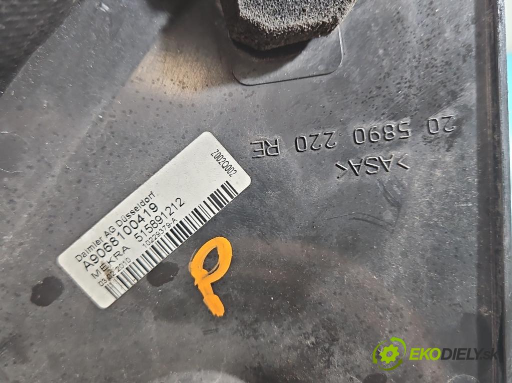 Vw Crafter 2006-2016 2.5 tdi 136hp manual 100 kW 2461 cm3 5- zpětné zrcátko pravé A9068100419 (Klika dveří ostatní)