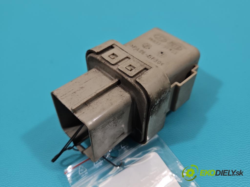 Kia Sportage III 2010-2015 2.0 crdi 136 HP manual 100 kW 1995 cm3 5- Relé: svíčky: zařicích: 36830-2F150 (Relé)