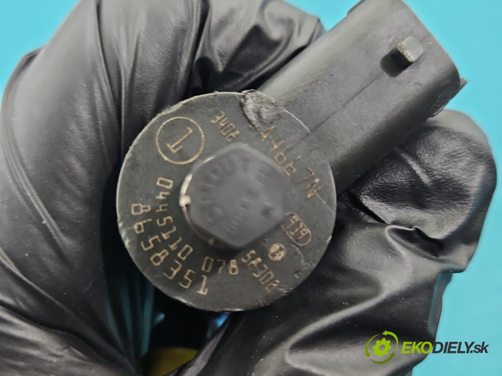 Volvo S60 I 2000-2010 2.4 D5 163 HP manual 120 kW 2401 cm3 4- vstrek 0445110078 (Vstrekovač paliva)