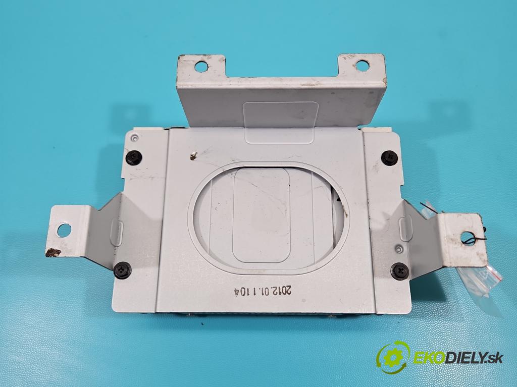 Kia Sportage III 2010-2015 2.0 crdi 136hp manual 100 kW 1995 cm3 5- Zesilovač: AMP-80SLE (Zesilovač)