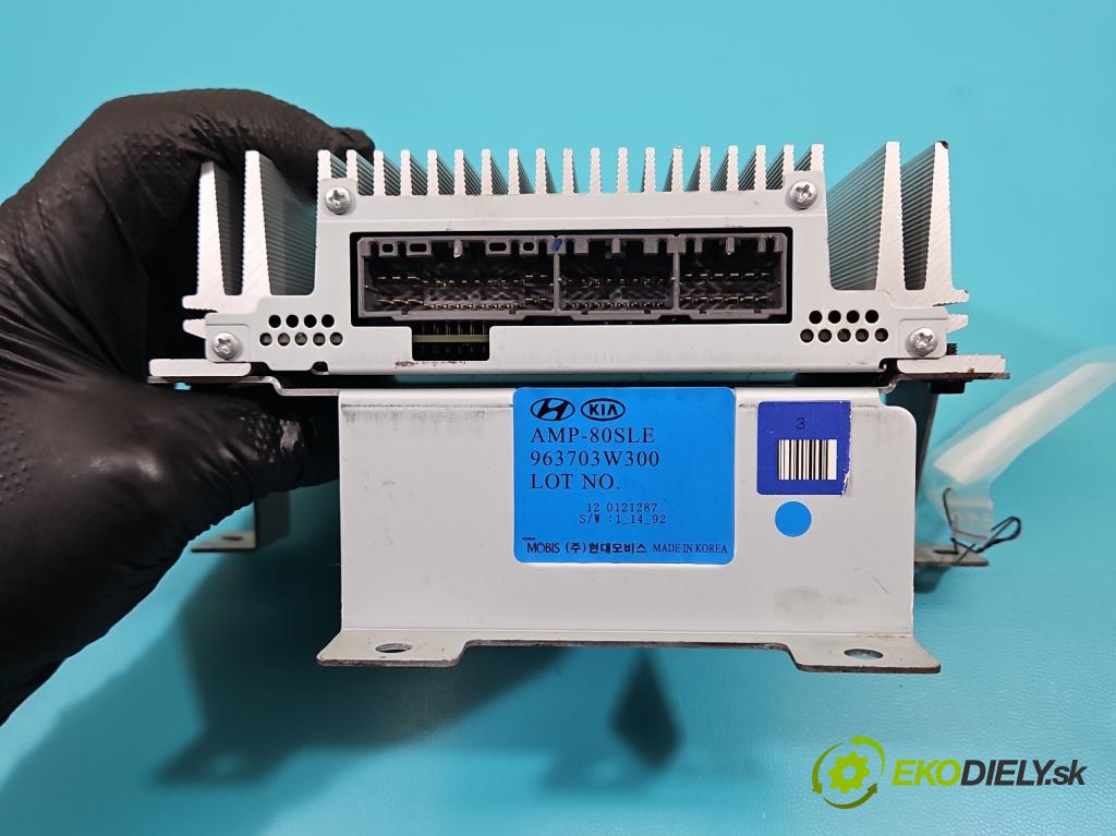 Kia Sportage III 2010-2015 2.0 crdi 136hp manual 100 kW 1995 cm3 5- Zesilovač: AMP-80SLE (Zesilovač)