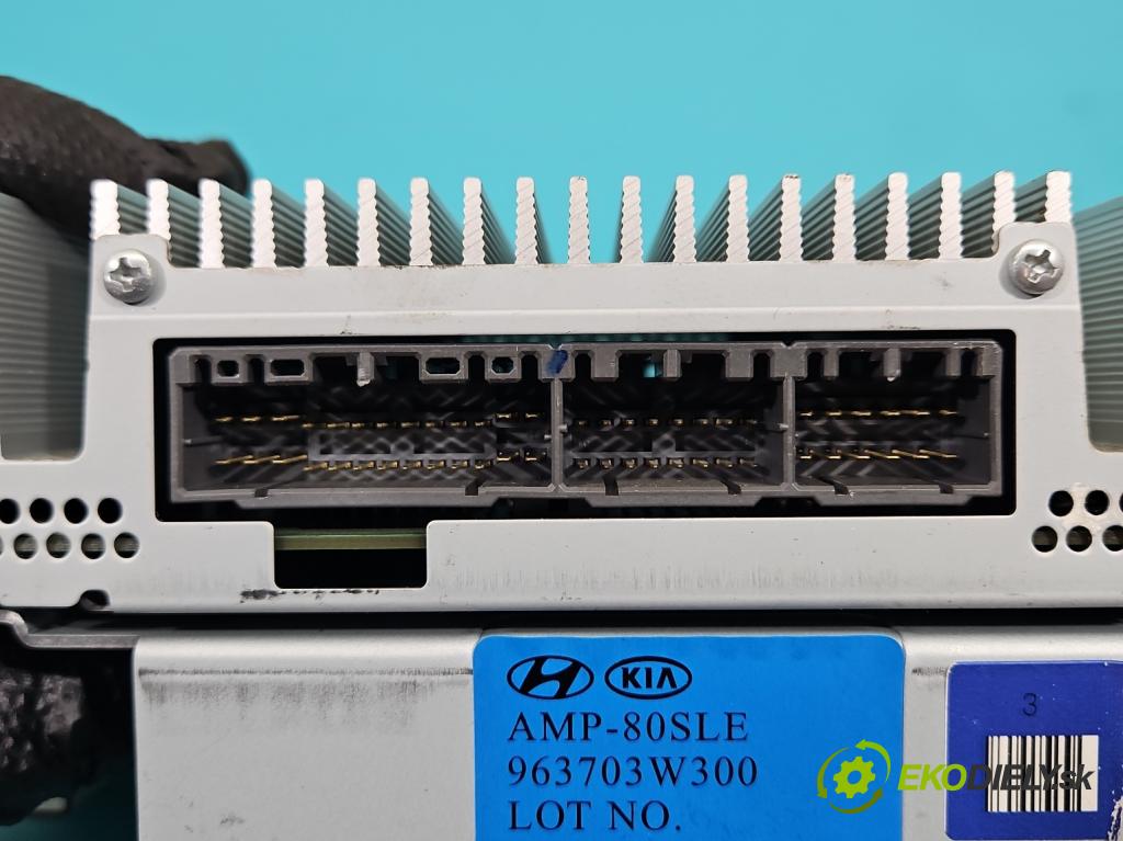 Kia Sportage III 2010-2015 2.0 crdi 136hp manual 100 kW 1995 cm3 5- Zesilovač: AMP-80SLE (Zesilovač)