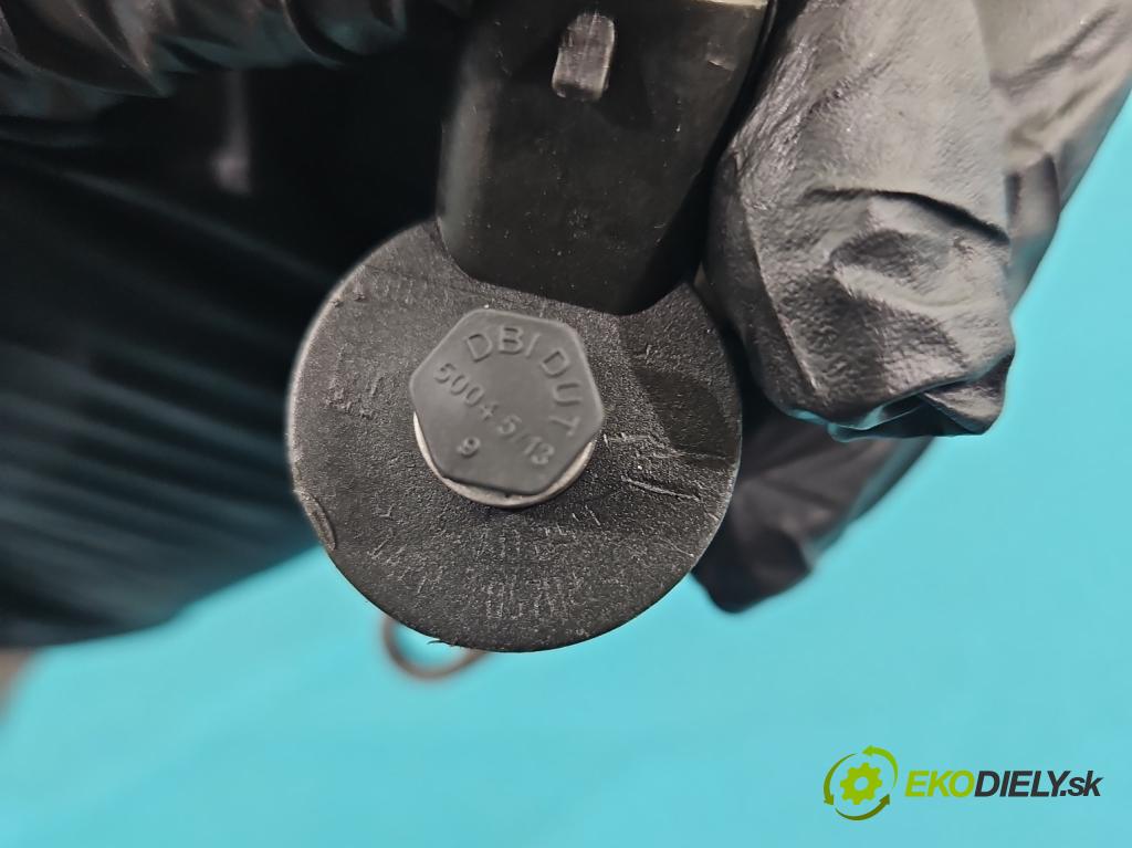 Volvo V50 1.6 D 109 HP manual 80 kW 1560 cm3 5- vstrek 0445110259 (Vstrekovač paliva)