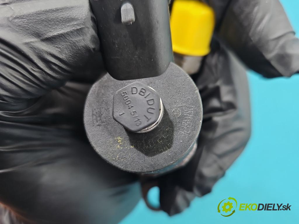 Volvo V50 1.6 D 109 HP manual 80 kW 1560 cm3 5- vstrek 0445110259 (Vstrekovač paliva)