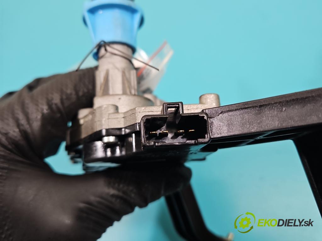 Kia Sportage III 2010-2015 2.0 crdi 136hp manual 100 kW 1995 cm3 5- motor stěrače zadní 98700-3W000