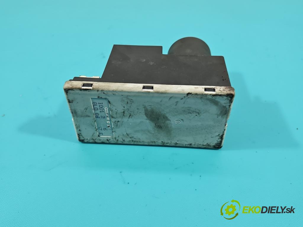 Audi A4 B5 1994-2001 1.9 tdi 110 hp manual 81 kW 1896 cm3 4- Centrálni: zámek: 8L0862257E