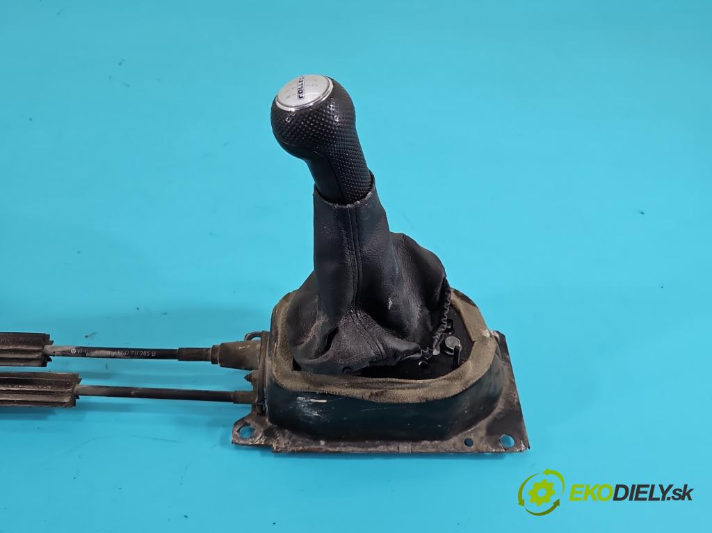 Vw Lupo 1.0 mpi 50KM manual 37 kW 999 cm3 3- Páka: Změny: stupeň,rýchlosť  (Rýchlostná páka (kulisa))