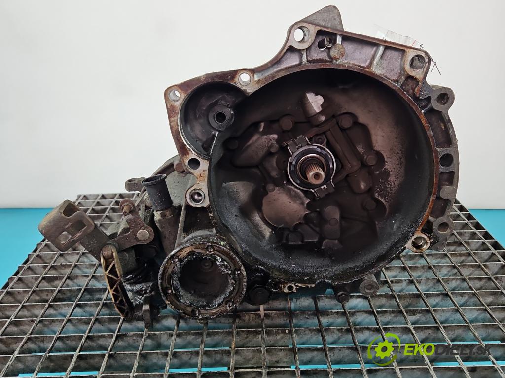 Vw Lupo 1.0 mpi 50KM manual 37 kW 999 cm3 3- převodovka stupňová manual ESY