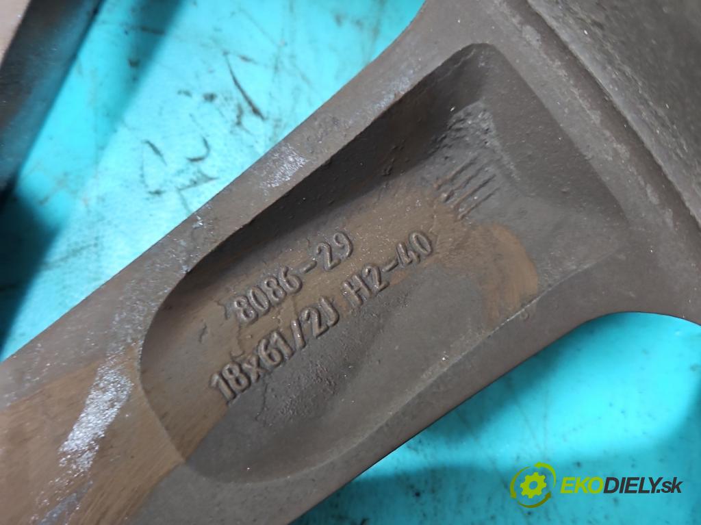 Nissan Qashqai I J10 2006-2013 1.6 dci 131 hp manual 96 kW 1598 cm3 5- Felga hliník: 18"