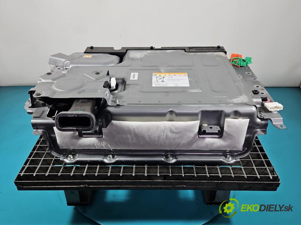 Suzuki Vitara II 2015- 1.5 16V 102 HP automatic 75 kW 1462 cm3 5- batéria 96530-63U01