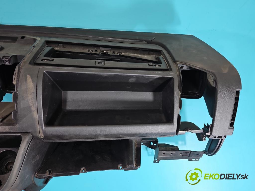 Citroen Jumper III 2014- 2.2 hdi 110 HP manual 81 kW 2198 cm3 4- kokpit,pristrojová doska rozdeľovacia