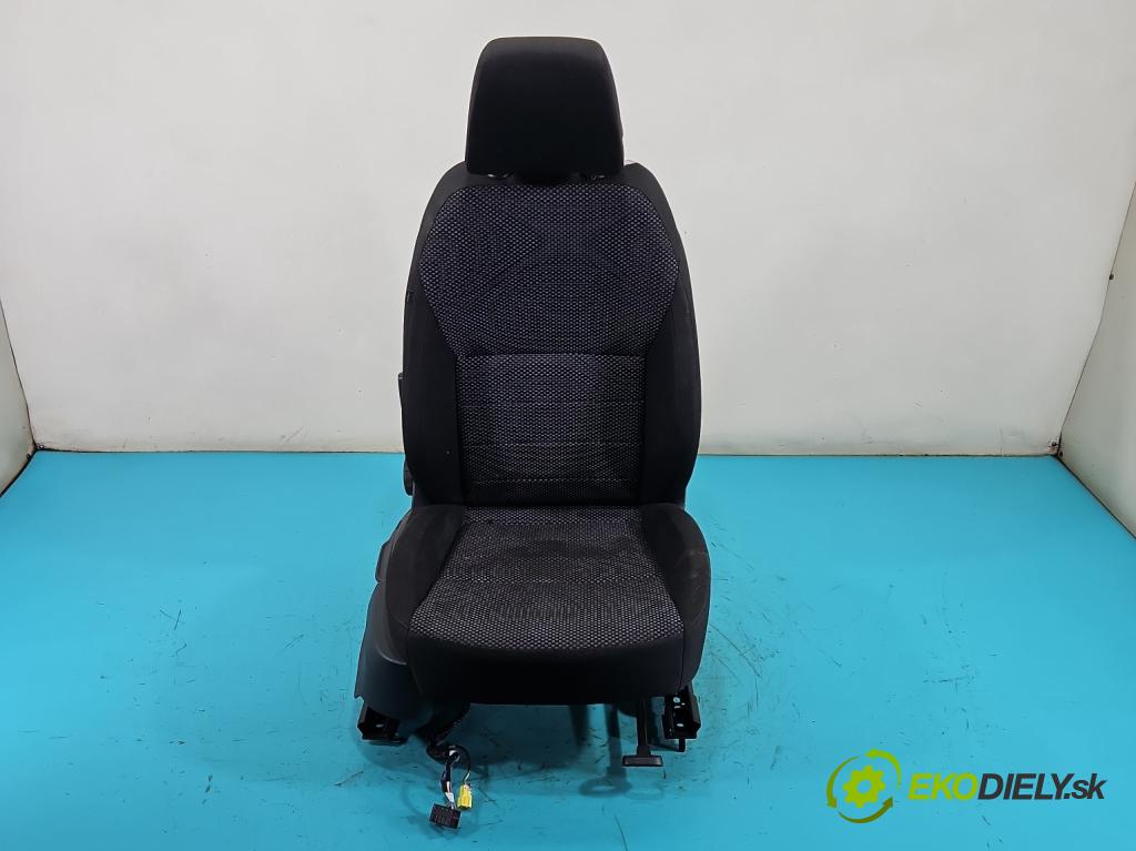 Skoda Octavia III 2013- 2.0 tdi 150 HP manual 110 kW 1968 cm3 5- Sedačka pravý  (Sedadlo)