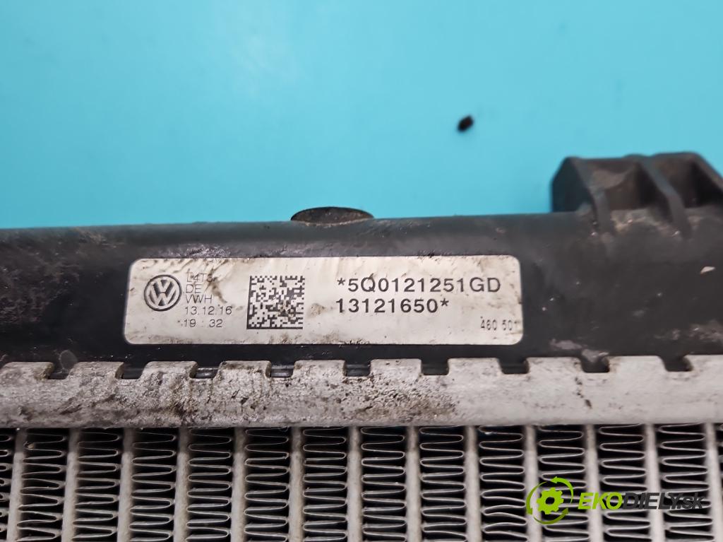 Skoda Octavia III 2013- 2.0 tdi 150 hp manual 110 kW 1968 cm3 5- Chladič vody 5Q0121251GD (Vodní chladič)