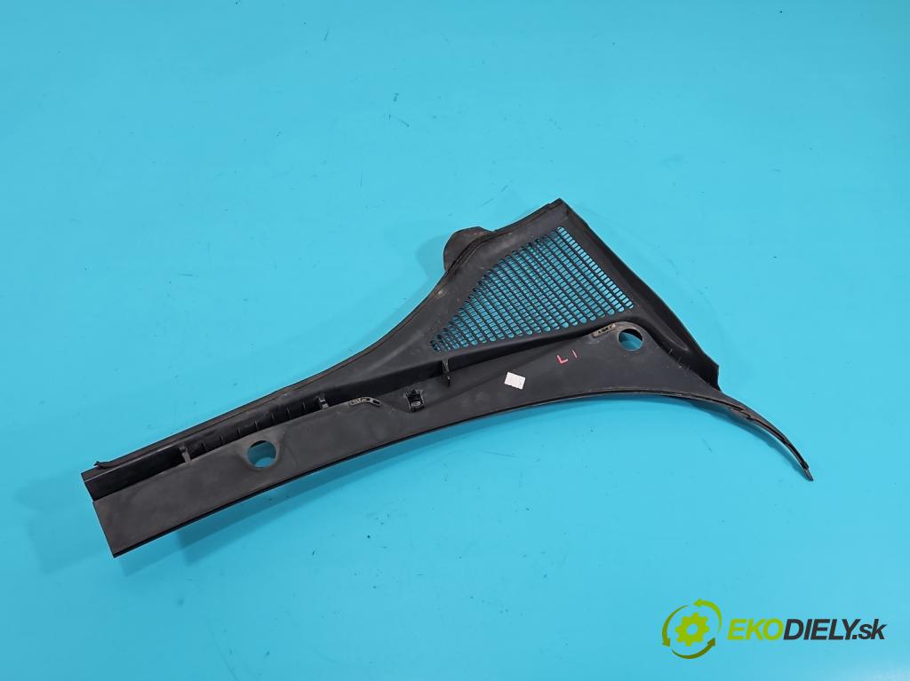 Skoda Octavia III 2013- 2.0 tdi 150 HP manual 110 kW 1968 cm3 5- torpédo 5E1819415A (Torpédo (plast pod čelným sklom))