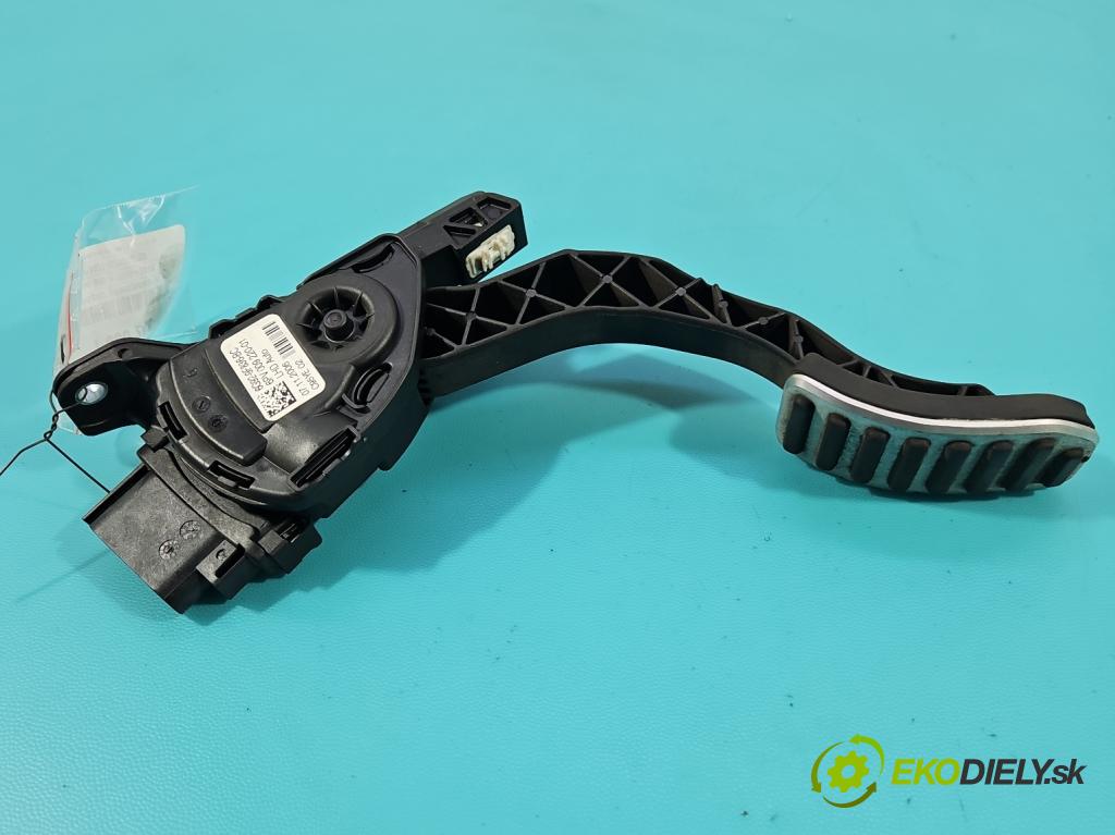 Volvo S80 II 2006-2016 2.4 D5 185 hp automatic 136 kW 2400 cm3 4- pedal plyn: potenciometr: 6G92-9F836-BC