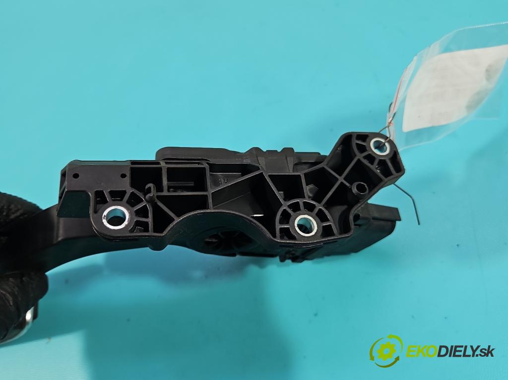 Volvo S80 II 2006-2016 2.4 D5 185 hp automatic 136 kW 2400 cm3 4- pedal plyn: potenciometr: 6G92-9F836-BC