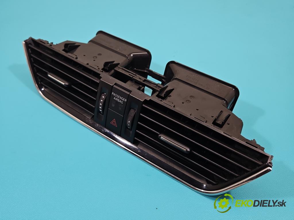 Skoda Octavia III 2013- 2.0 tdi 150 HP manual 110 kW 1968 cm3 5- Mřížka: kúrenia stredová 5E0820951 (Mriežka kúrenia (fukár))