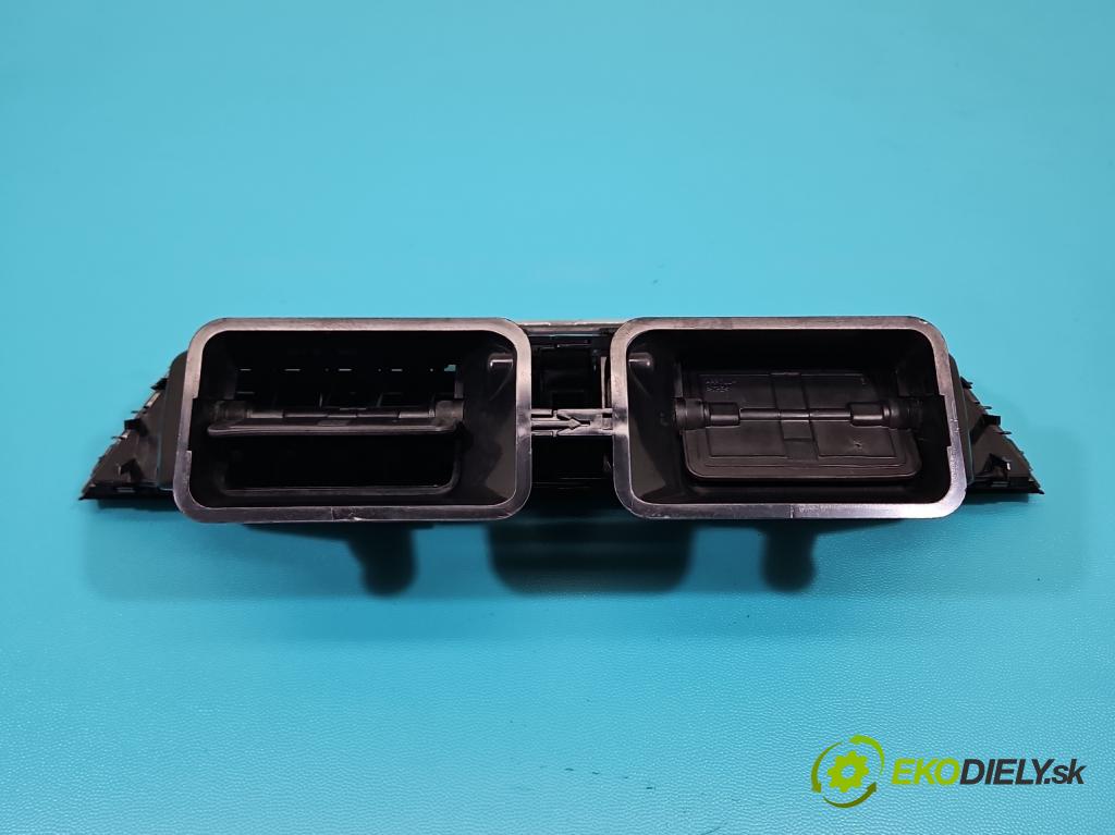 Skoda Octavia III 2013- 2.0 tdi 150 HP manual 110 kW 1968 cm3 5- Mřížka: kúrenia stredová 5E0820951 (Mriežka kúrenia (fukár))