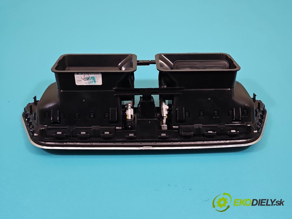 Skoda Octavia III 2013- 2.0 tdi 150 HP manual 110 kW 1968 cm3 5- Mřížka: kúrenia stredová 5E0820951 (Mriežka kúrenia (fukár))