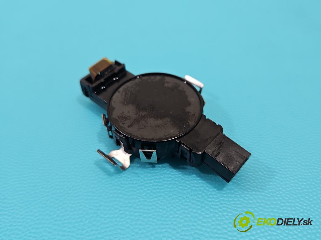 Skoda Octavia III 2013- 2.0 tdi 150 HP manual 110 kW 1968 cm3 5- snímač déšť: 8U0955559 (Snímač dažďa)