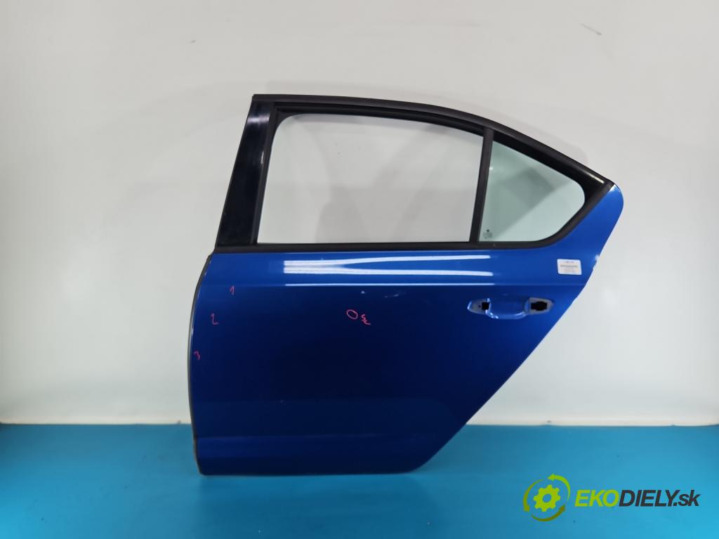 Skoda Octavia III 2013- 2.0 tdi 150 HP manual 110 kW 1968 cm3 5- dvere zadné ľavé  (Kľučka dverí ostatné)