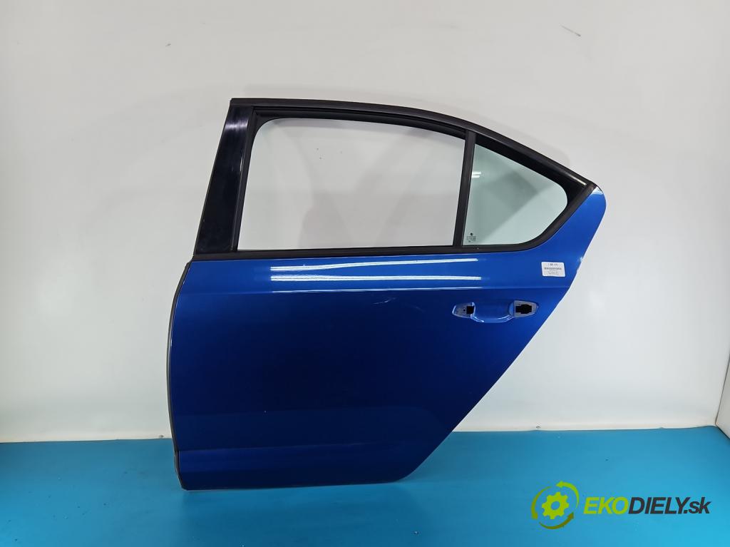 Skoda Octavia III 2013- 2.0 tdi 150 HP manual 110 kW 1968 cm3 5- dvere zadné ľavé  (Kľučka dverí ostatné)