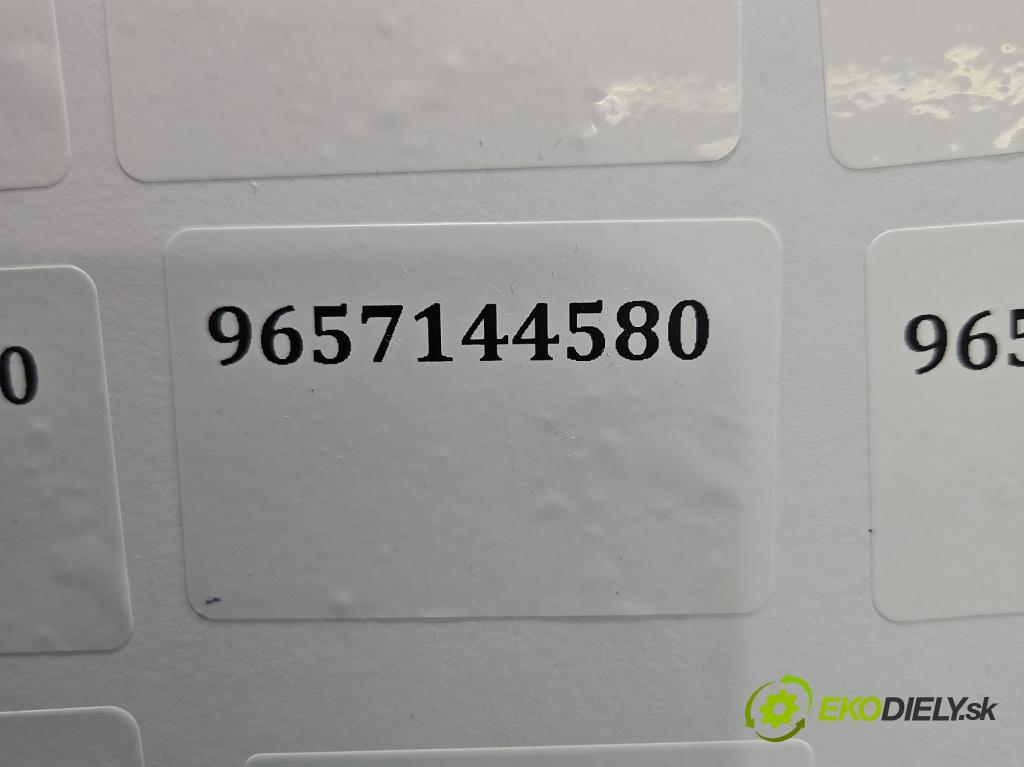 Peugeot 407 2.0 hdi 136 HP manual 100 kW 1997 cm3 5- vstrek 9657144580 (Vstrekovač paliva)