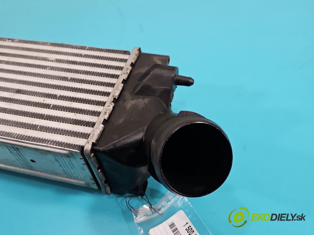 Peugeot 407 2.0 hdi 136hp manual 100 kW 1997 cm3 5- Intercooler  (Intercooler (chladič stlačeného vzduchu))