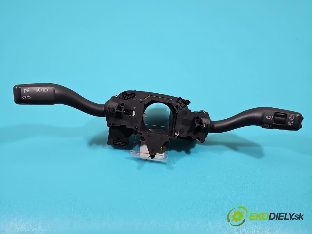 Audi A4 B7 2004-2008 2.0 tdi 140 HP manual 103 kW 1968 cm3 5- prepínač komplex: 8E0953549S (Prepínacie páčky pod volantom)