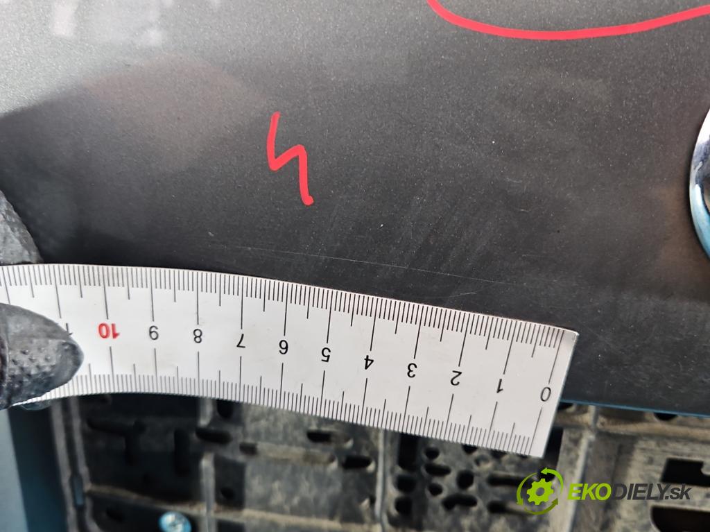 Audi A4 B7 2004-2008 2.0 tdi 140 hp manual 103 kW 1968 cm3 5- zadní kufrové dveře  (Zadní kapota (kufr))