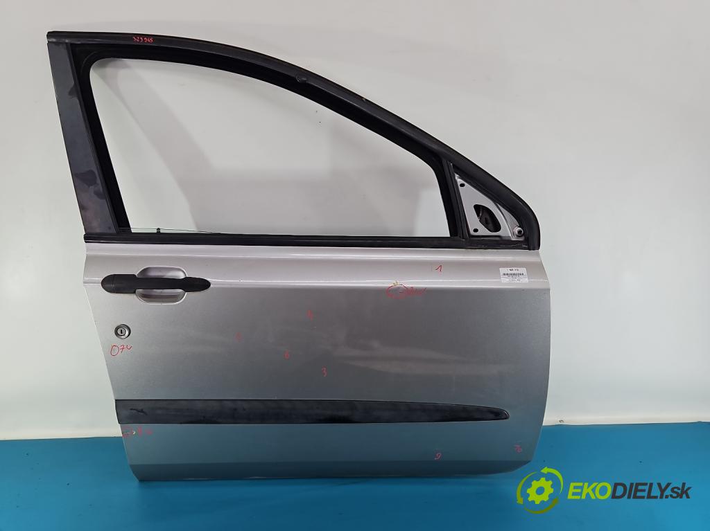 Fiat Stilo 1.6 16V 103 hp manual 76 kW 1596 cm3 5- dveře přední pravé  (Klika dveří ostatní)