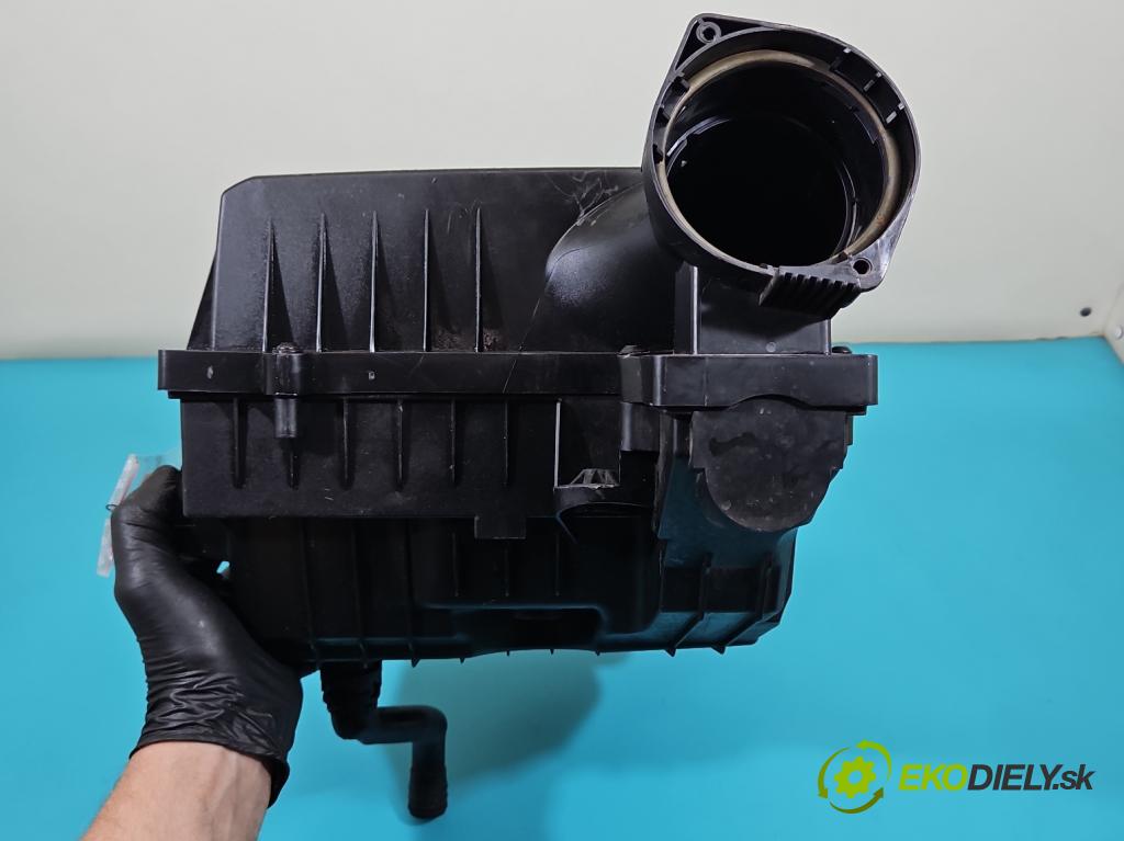 Skoda Octavia III 2013- 2.0 tdi 150 HP manual 110 kW 1968 cm3 5- obal filtra vzduchu 5Q0129607AA (Obal vzduchového filtra)