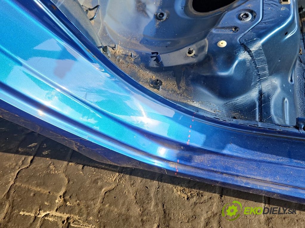 Skoda Octavia III 2013- 2.0 tdi 150 HP manual 110 kW 1968 cm3 5- Práh: pravý  (Karoséria ostatné)