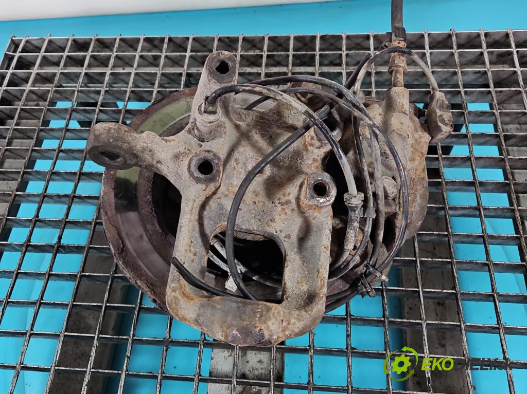 Mercedes Sprinter I 1995-2006 2,2.0 cdi 129 hp manual 95 kW 2148 cm3 5- náboj pravé  (Náboj kola)