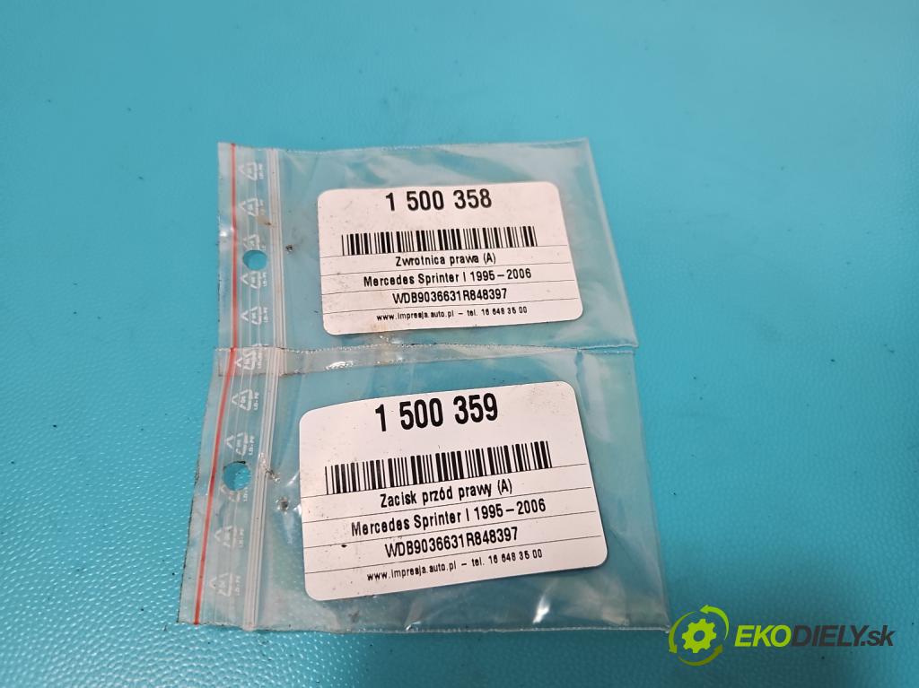 Mercedes Sprinter I 1995-2006 2,2.0 cdi 129 hp manual 95 kW 2148 cm3 5- náboj pravé  (Náboj kola)